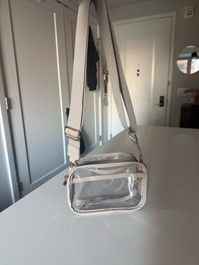 Clear stadium bag